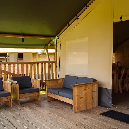 Camping De Chênefleur Tintigny